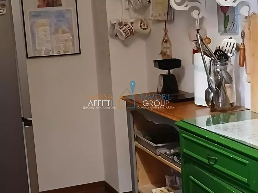 Immagine 7 di Quadrilocale in vendita  in Viale Eugenio Chiesa 21 a Massa