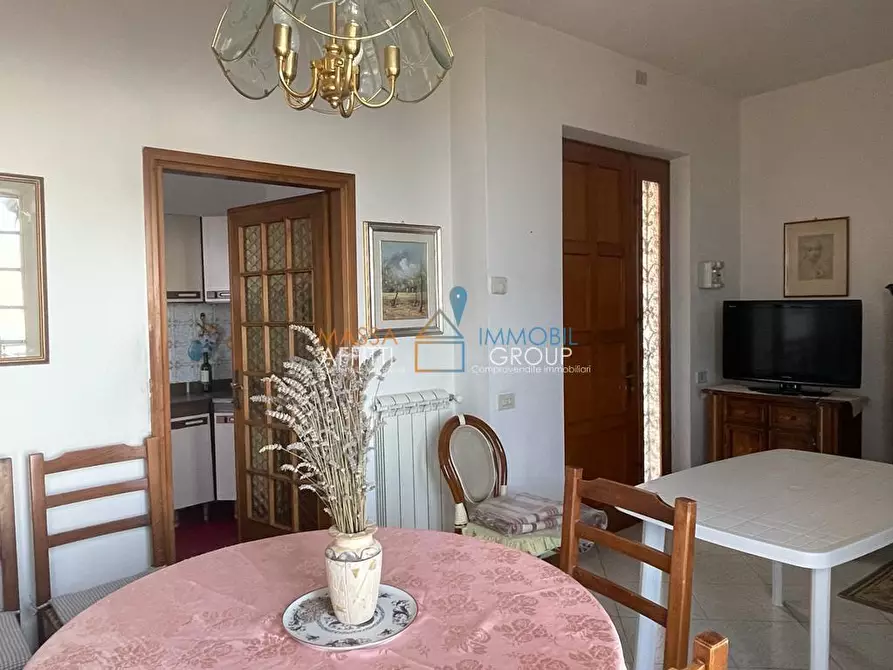 Immagine 3 di Villetta a schiera in affitto  in Via Benedetti P. R. 14 a Montignoso