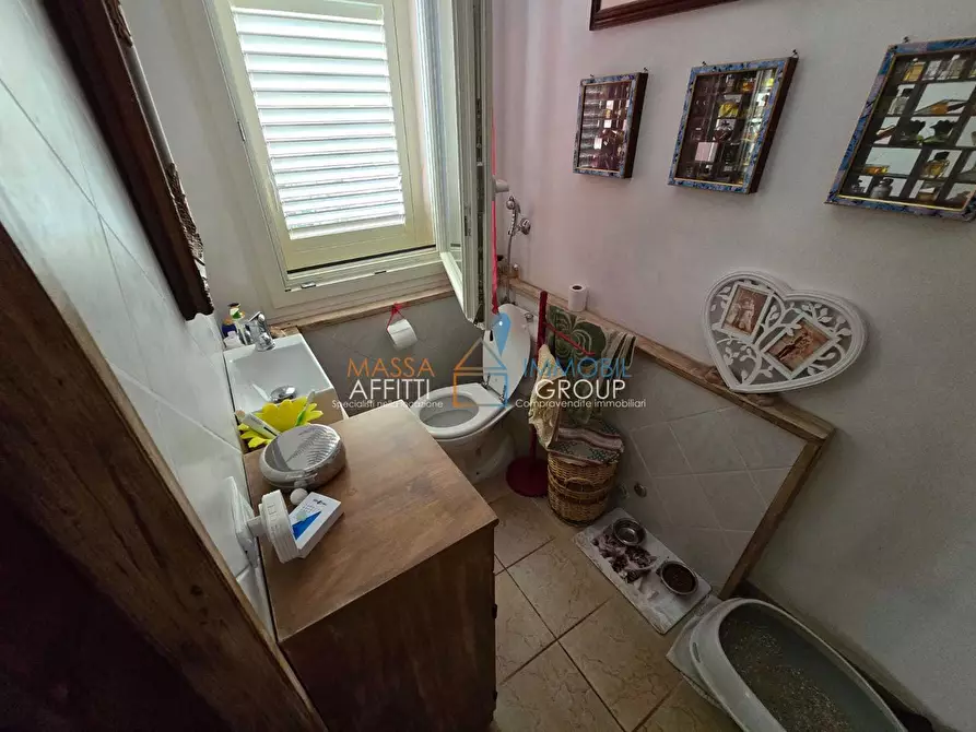 Immagine 23 di Casa indipendente in vendita  in Via Villaggio Castagnara 269 a Massa