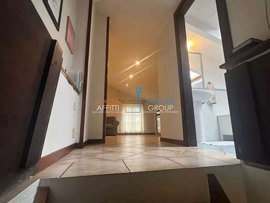 Immagine 43 di Porzione di casa in vendita  in Via Celia 1 a Massa