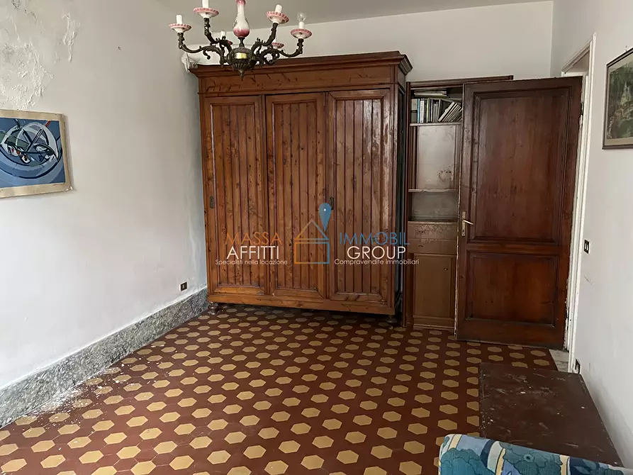 Immagine 23 di Terratetto in vendita  a Massa