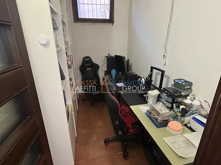 Immagine 16 di Casa indipendente in vendita  in Viale Stazione 45 a Massa