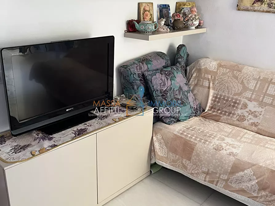 Immagine 3 di Monolocale in vendita  in Via Esperanto 5 a Massa