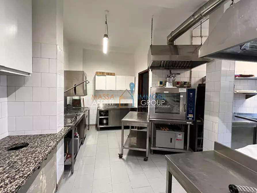 Immagine 24 di Bar / Ristorante in affitto  in Via Sottomonte 6 a Massa