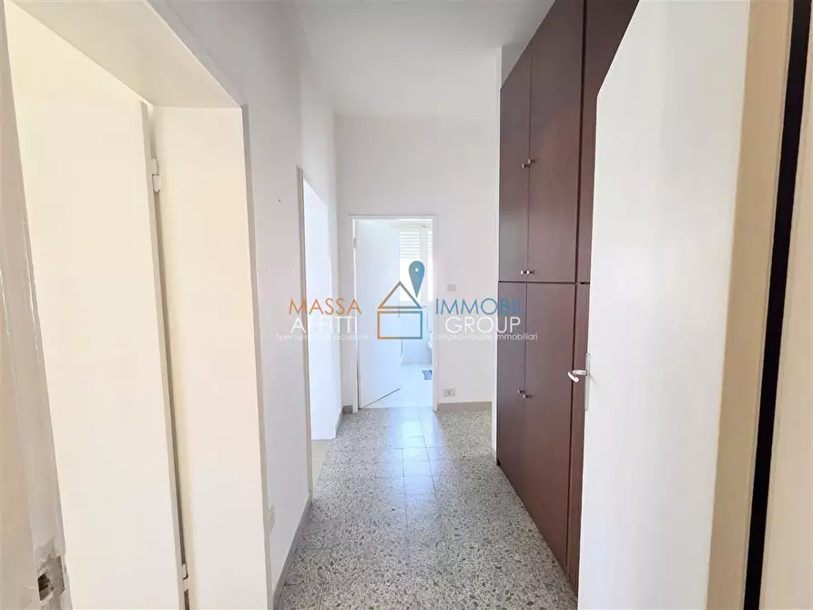 Immagine 10 di Pentalocale in vendita  in Via Bagnone 17 a Massa