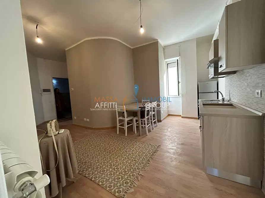 Immagine 4 di Trilocale in vendita  in Via dei Margini 1 a Massa