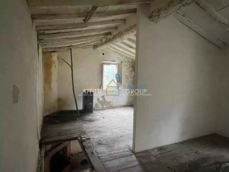Immagine 35 di Casa semindipendente in vendita  in Via Monte Grappa 1 a Stazzema