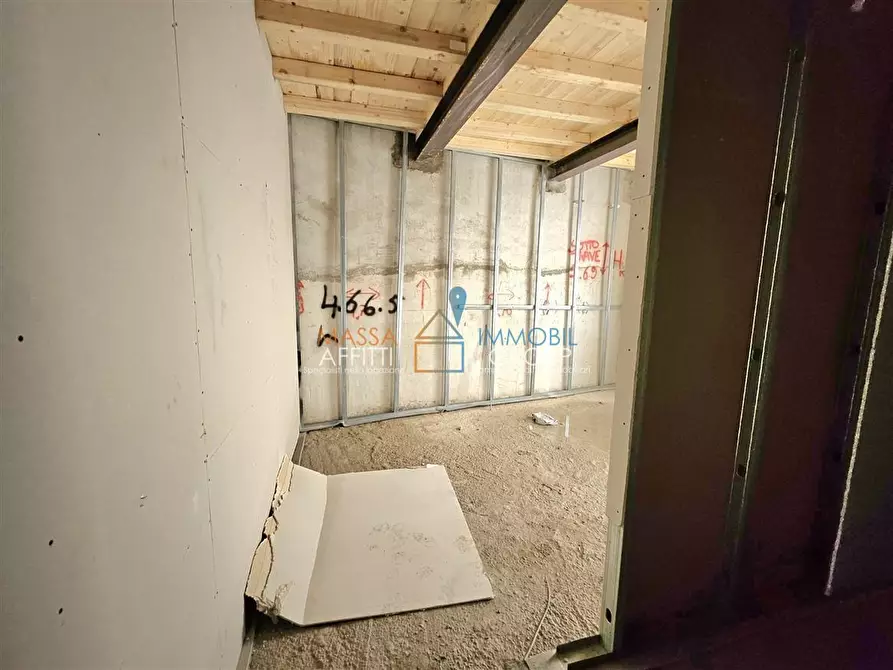 Immagine 10 di Quadrilocale in vendita  in Via Palestro 64 a Massa