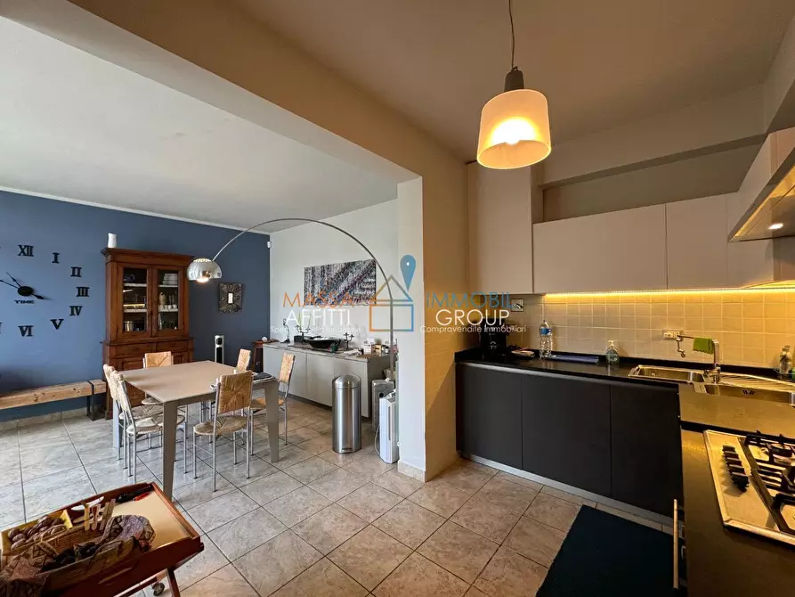 Immagine 4 di Villetta a schiera in vendita  in Via Lorenzo de Medici 88 a Montignoso