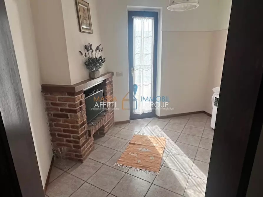 Immagine 10 di Porzione di casa in vendita  in Via Celia 1 a Massa