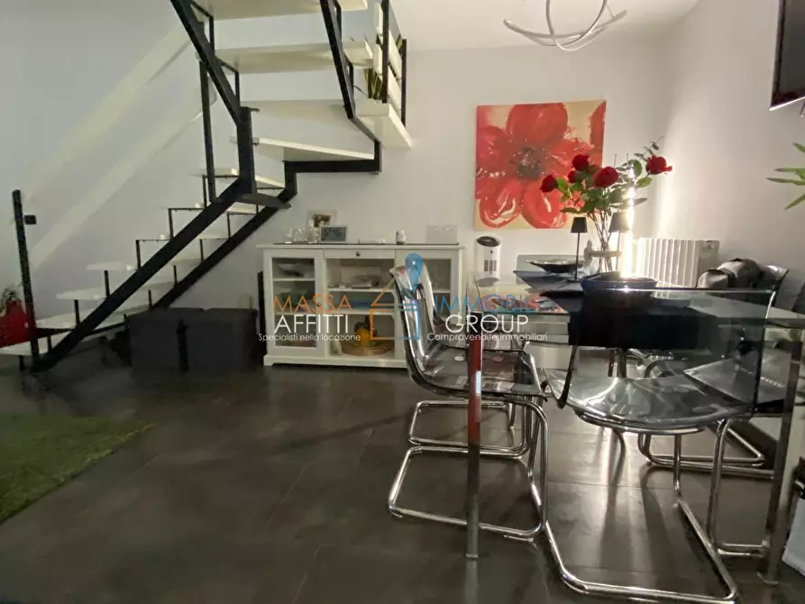 Immagine 45 di Porzione di casa in vendita  in Via del Conte 30 a Montignoso