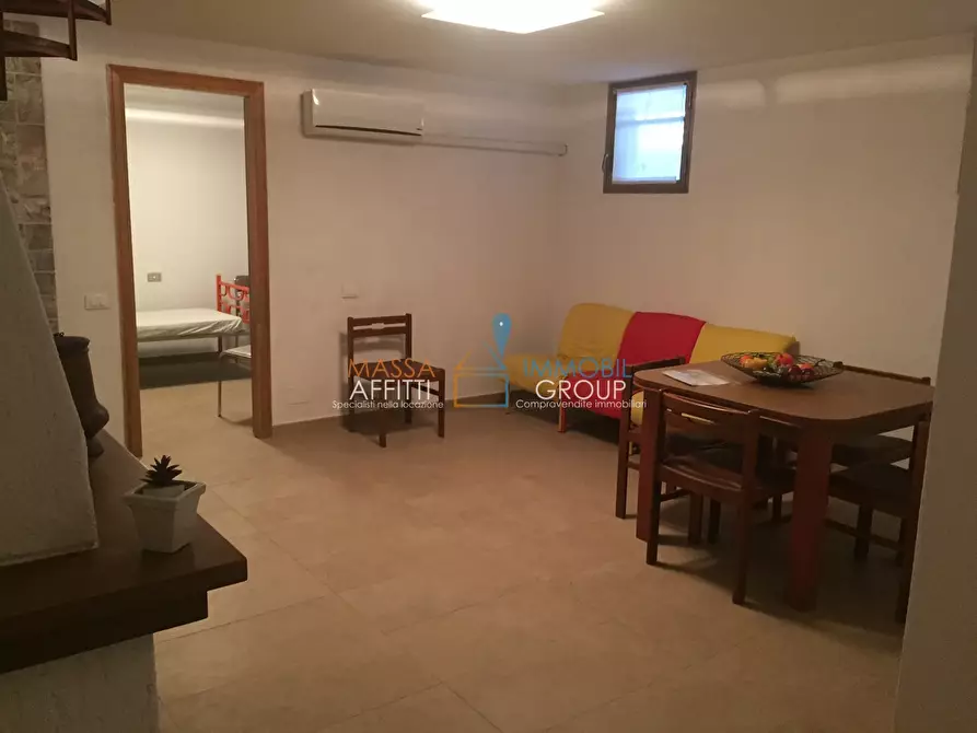 Immagine 11 di Pentalocale in vendita  in Via Enrico Mattei 57 a Massa