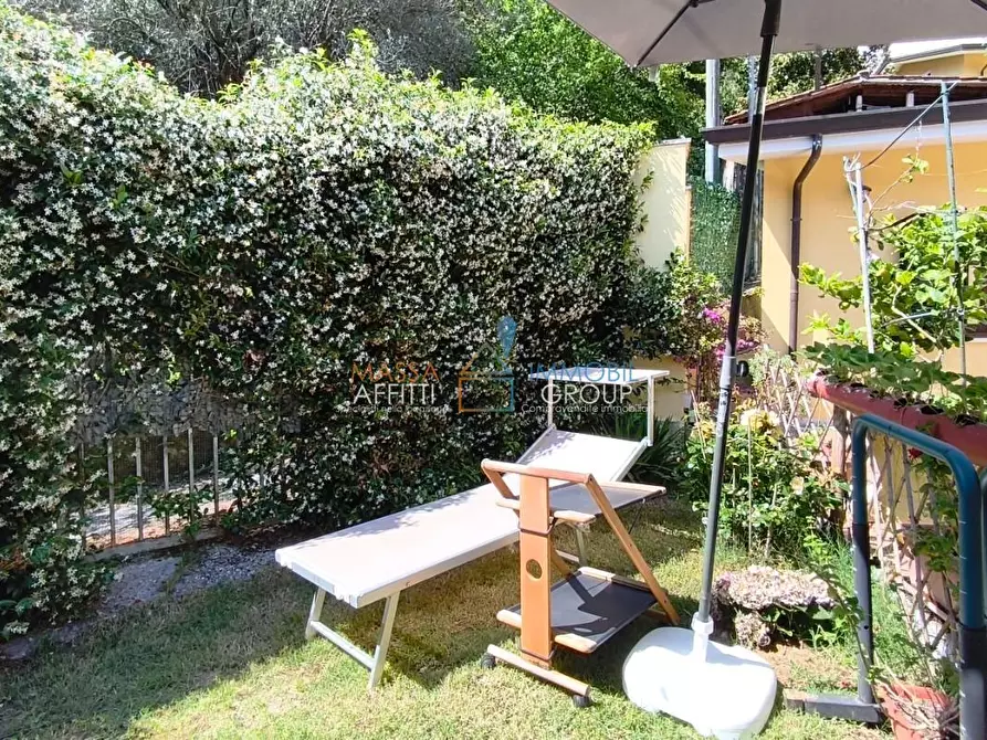 Immagine 3 di Porzione di casa in vendita  in Via Fantiscritti 24 a Carrara
