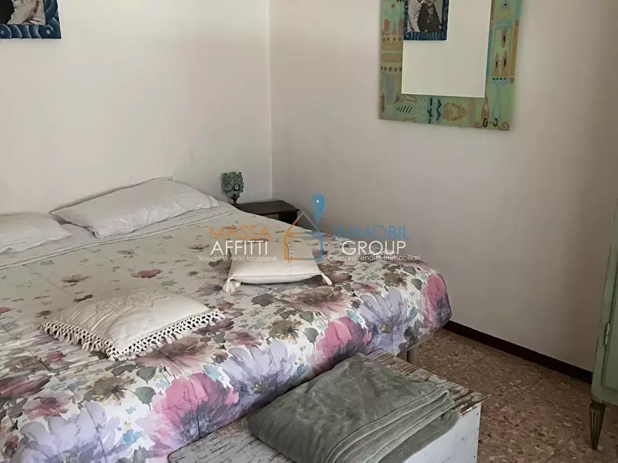 Immagine 12 di Pentalocale in vendita  in Piazza Gino Lucetti 11B a Carrara