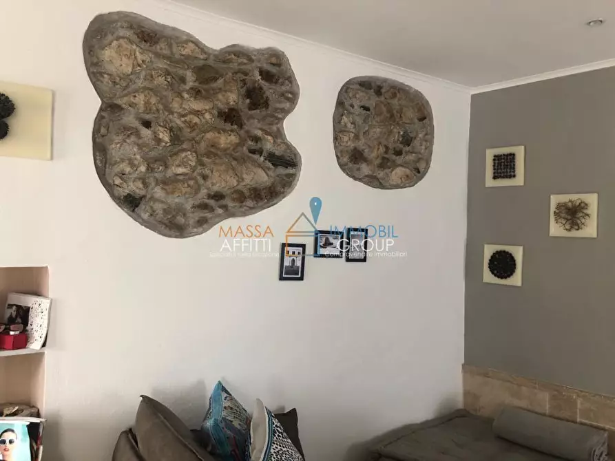 Immagine 9 di Porzione di casa in vendita  in Via dei Campi 21 a Carrara
