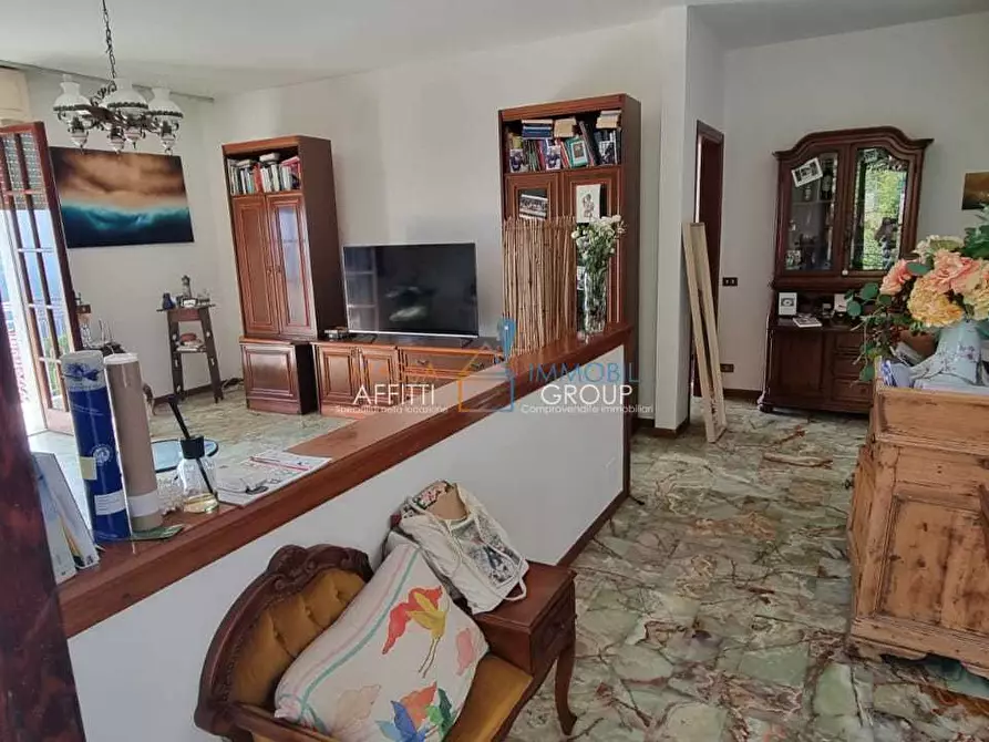 Immagine 27 di Pentalocale in affitto  in via bergiola 26 a Massa