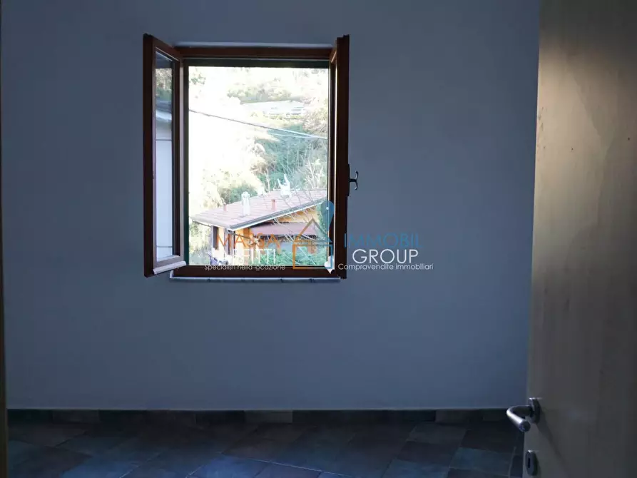 Immagine 5 di Quadrilocale in vendita  in Frazione Pariana a Massa