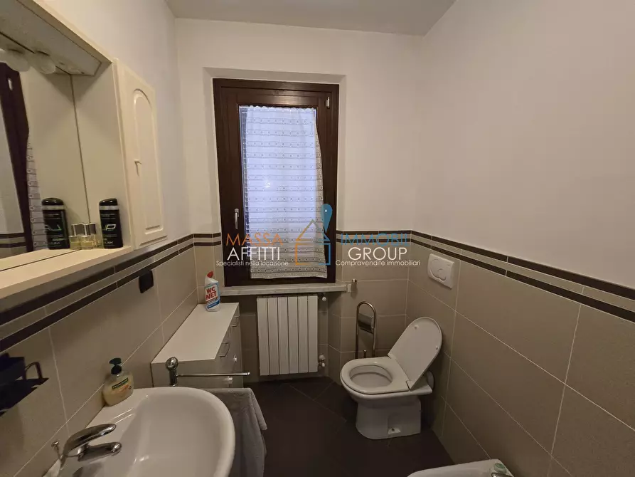 Immagine 12 di Trilocale in vendita  in Via Gorizia 78 a Massa