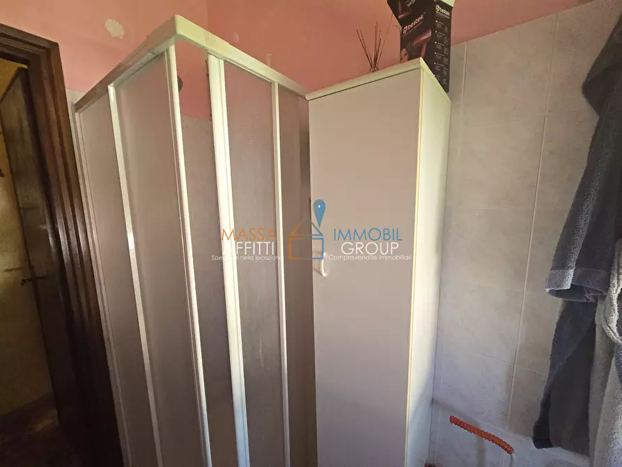 Immagine 12 di Bilocale in vendita  in Via Luni 60 a Massa
