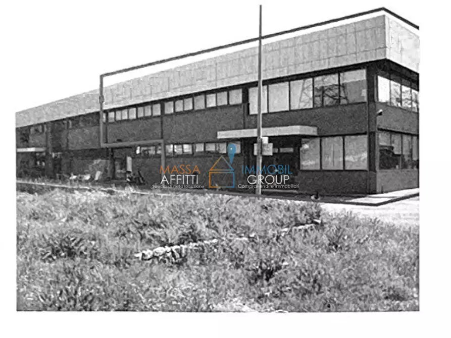 Immagine 4 di Capannone industriale in vendita  in Strada Statale 330 di Buonviaggio 19 a Vezzano Ligure