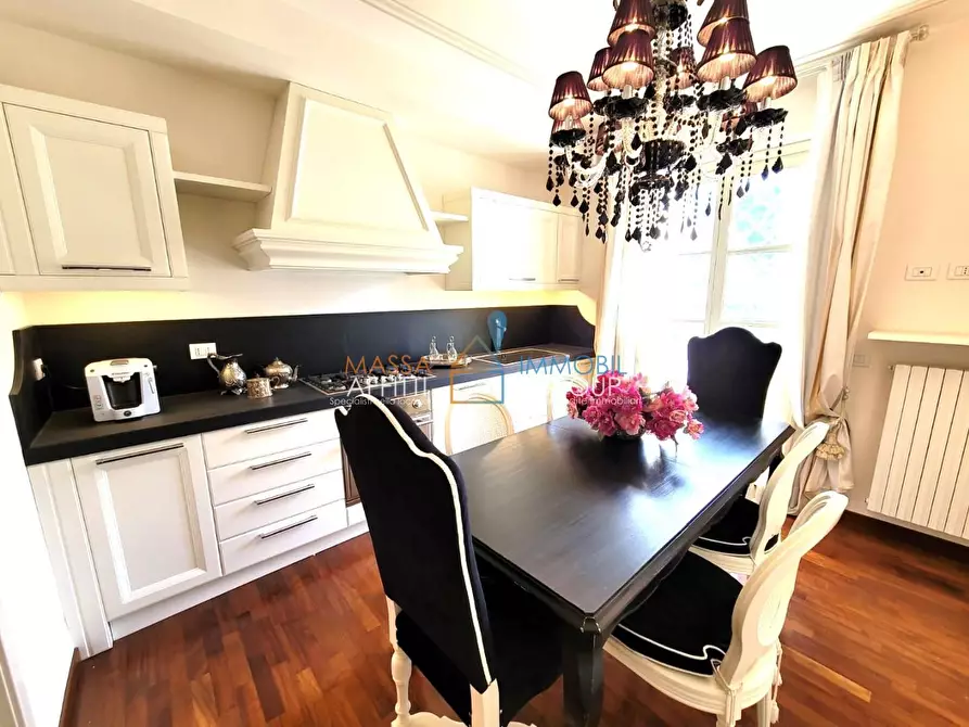 Immagine 7 di Appartamento in vendita  in Villaggio Apuano 51 a Massa