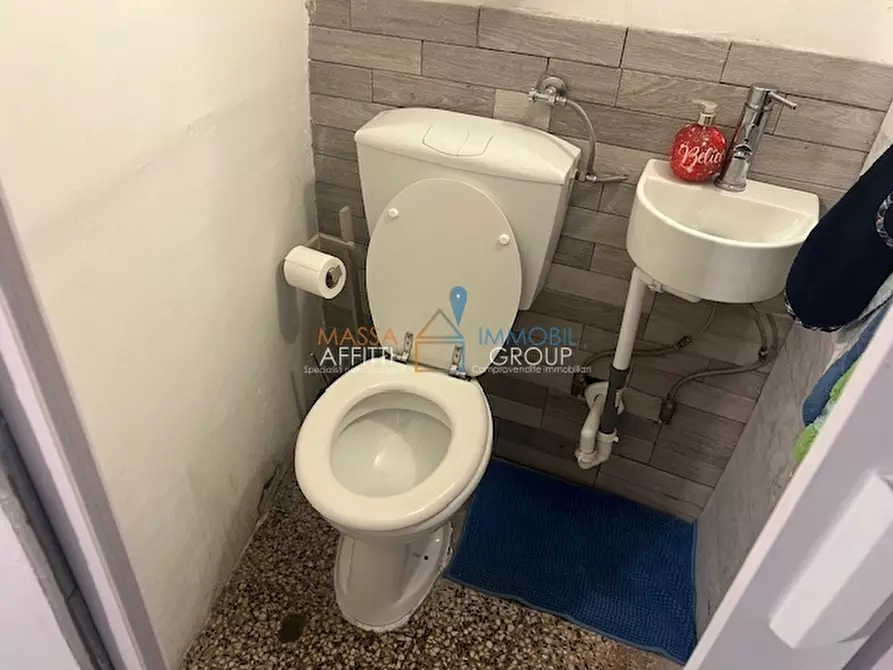 Immagine 9 di Porzione di casa in vendita  in Via Capaccola 3 a Massa