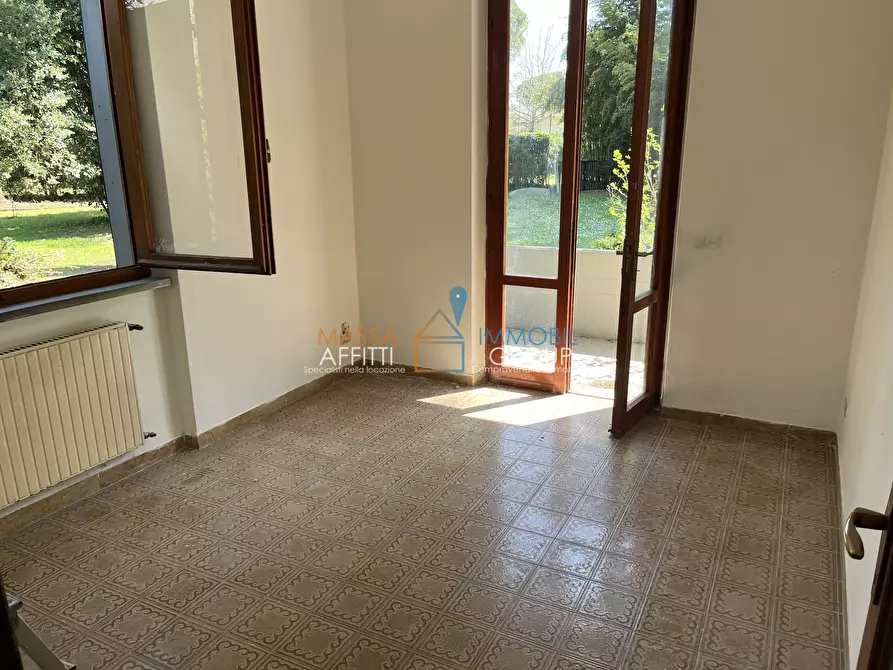 Immagine 7 di Porzione di casa in vendita  in Via dei Pioppi 6 a Massa