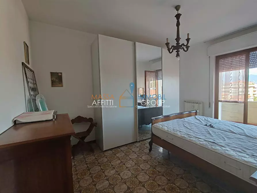 Immagine 15 di Quadrilocale in vendita  in Viale Galileo Galilei 80 a Carrara