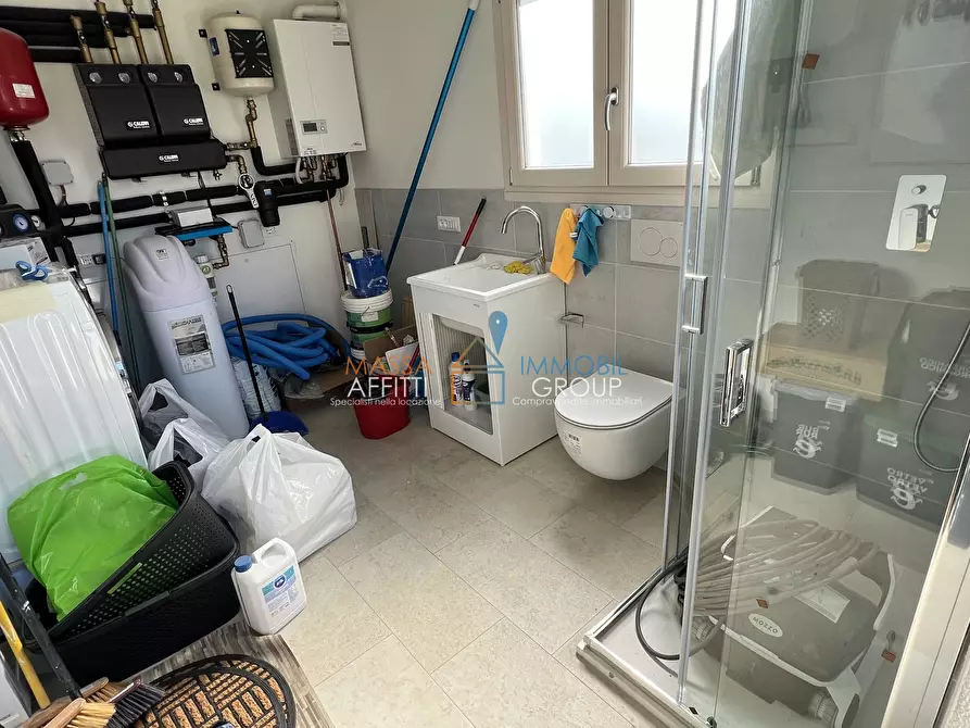 Immagine 67 di Villa in affitto  in Via Vaiana 91 a Pietrasanta