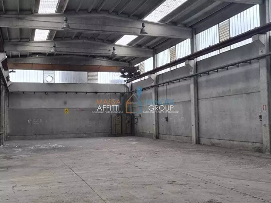 Immagine 6 di Attività artigianale in affitto  in Via Longobarda 19 a Massa