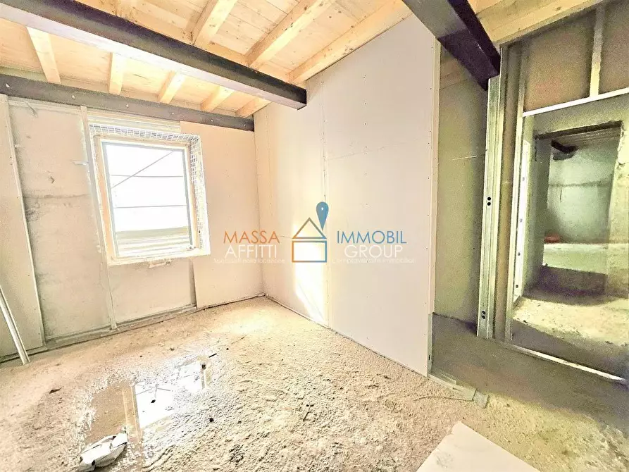 Immagine 2 di Quadrilocale in vendita  in Via Palestro 64 a Massa