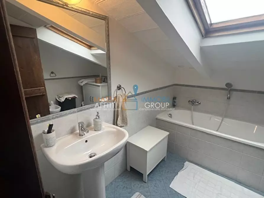 Immagine 55 di Porzione di casa in vendita  in Via Celia 1 a Massa