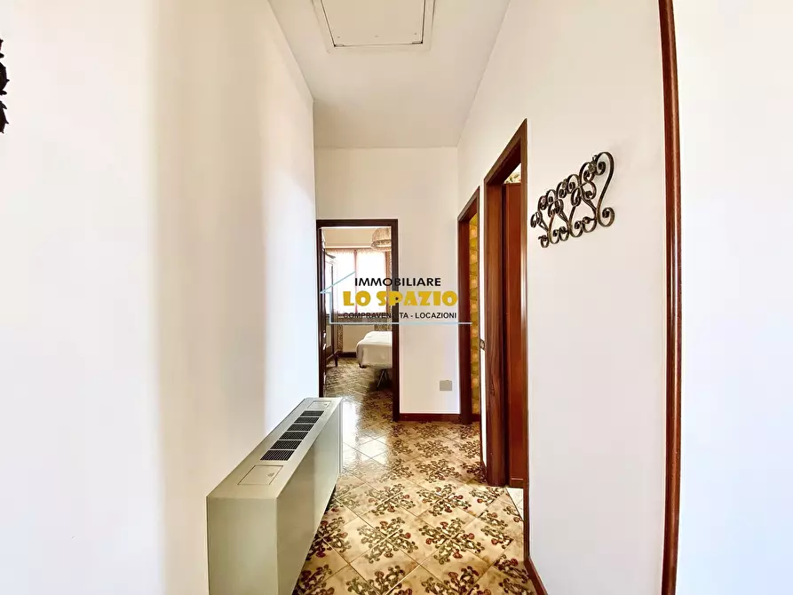 Immagine 21 di Villa in vendita  in via soprana 21 a Andora