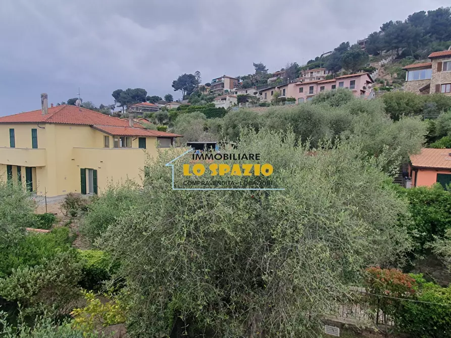 Immagine 23 di Villa in vendita  in via mezzacqua a Andora