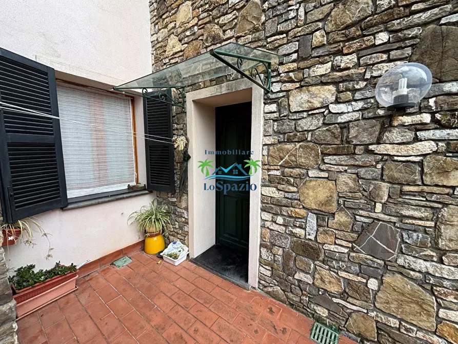 Immagine 27 di Trilocale in vendita  in strada piangrande a Andora