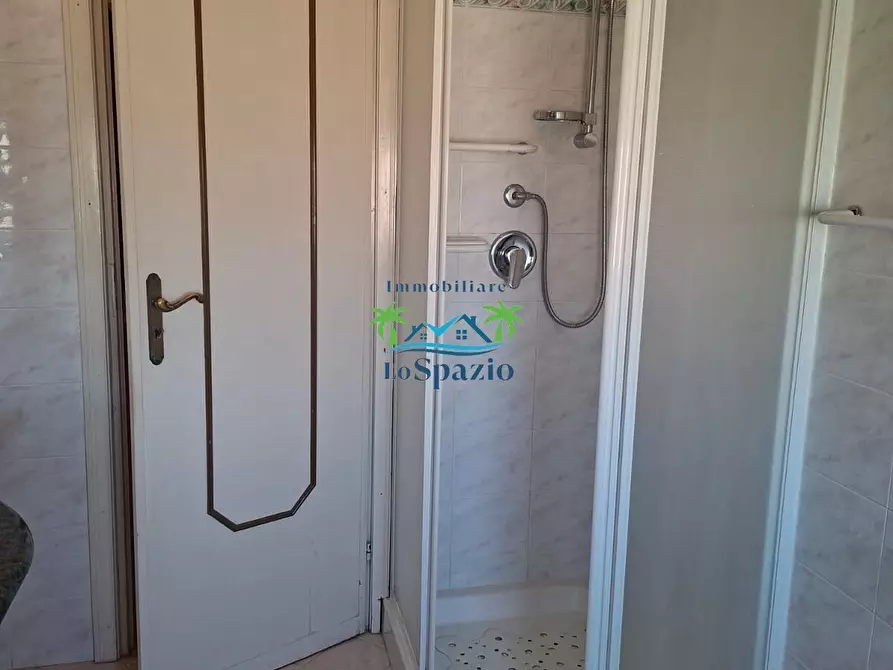 Immagine 16 di Trilocale in affitto  in via aurelia 118 a Andora