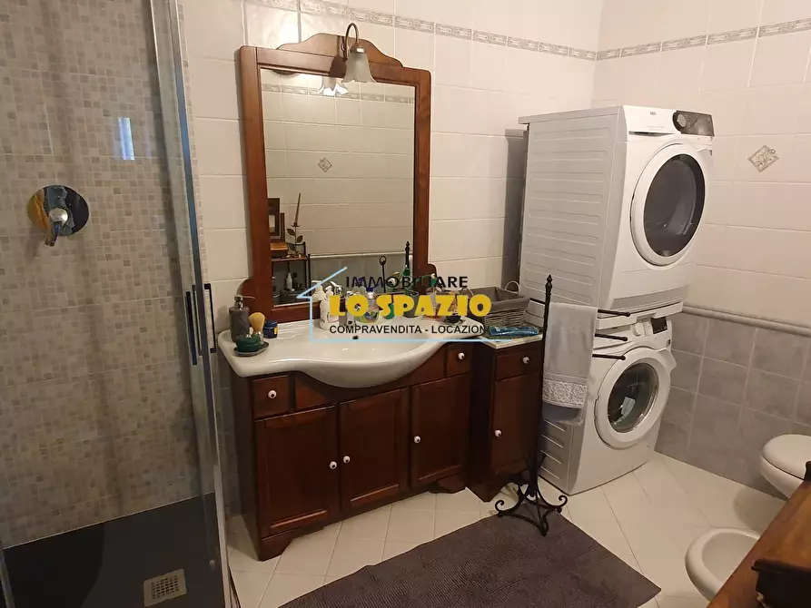 Immagine 10 di Casa indipendente in vendita  in Piazza Iv Novembre a Testico