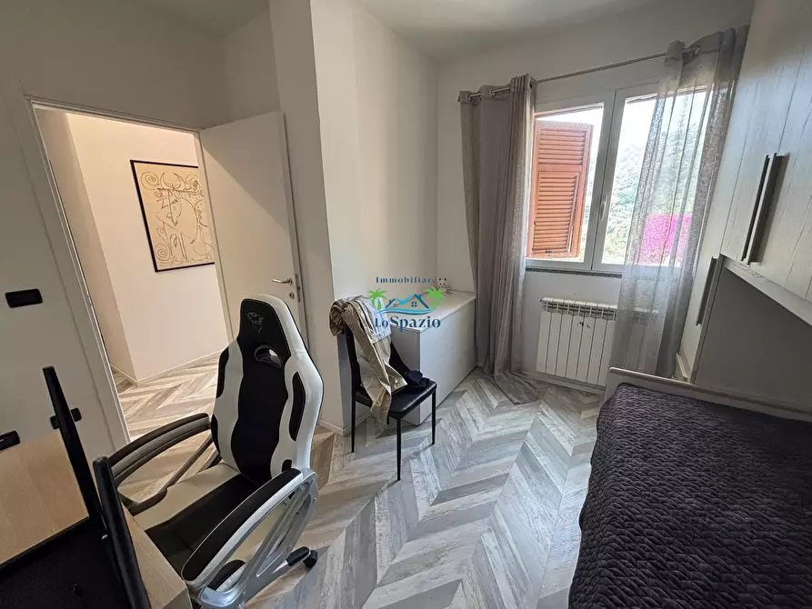 Immagine 18 di Trilocale in vendita  in strada della colla 50 a Andora