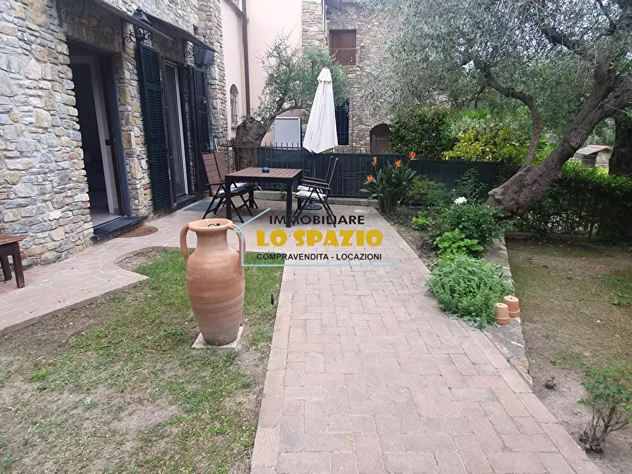 Immagine 26 di Villa in vendita  in via mezzacqua a Andora