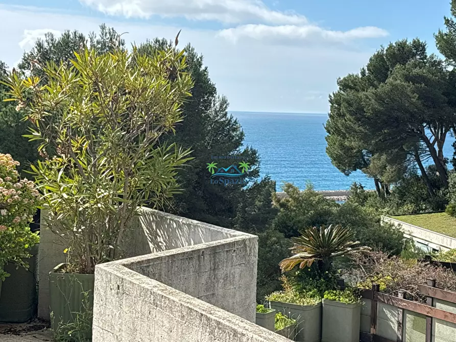 Immagine 1 di Bilocale in vendita  in Via Aurelia 48 a Andora