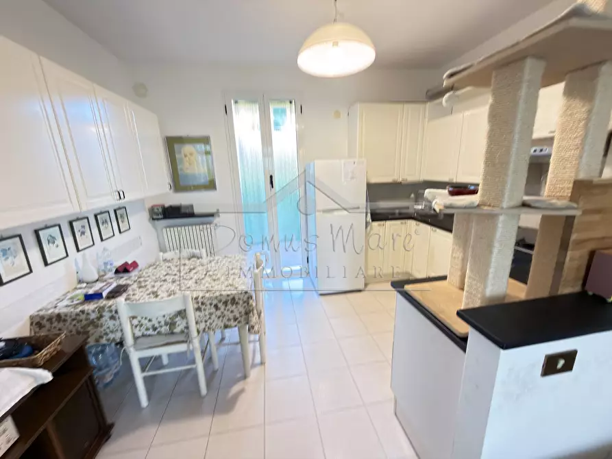 Immagine 3 di Appartamento in vendita  in via Coreallo 9 a Spotorno