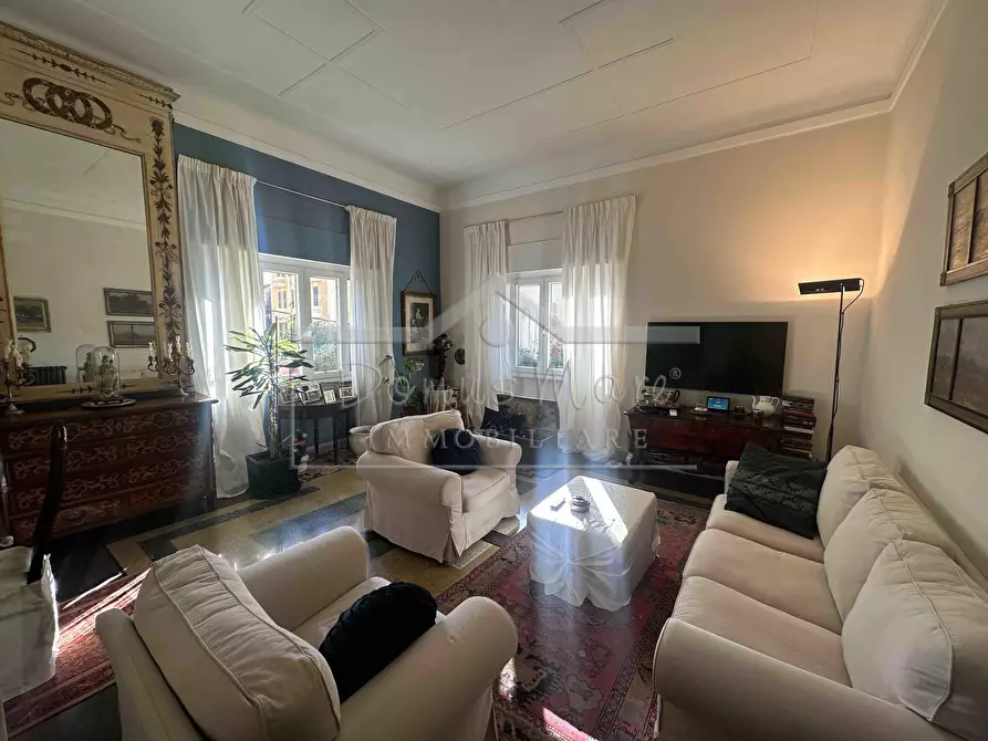 Immagine 12 di Pentalocale in vendita  in Via Beato Formica 4 a Savona