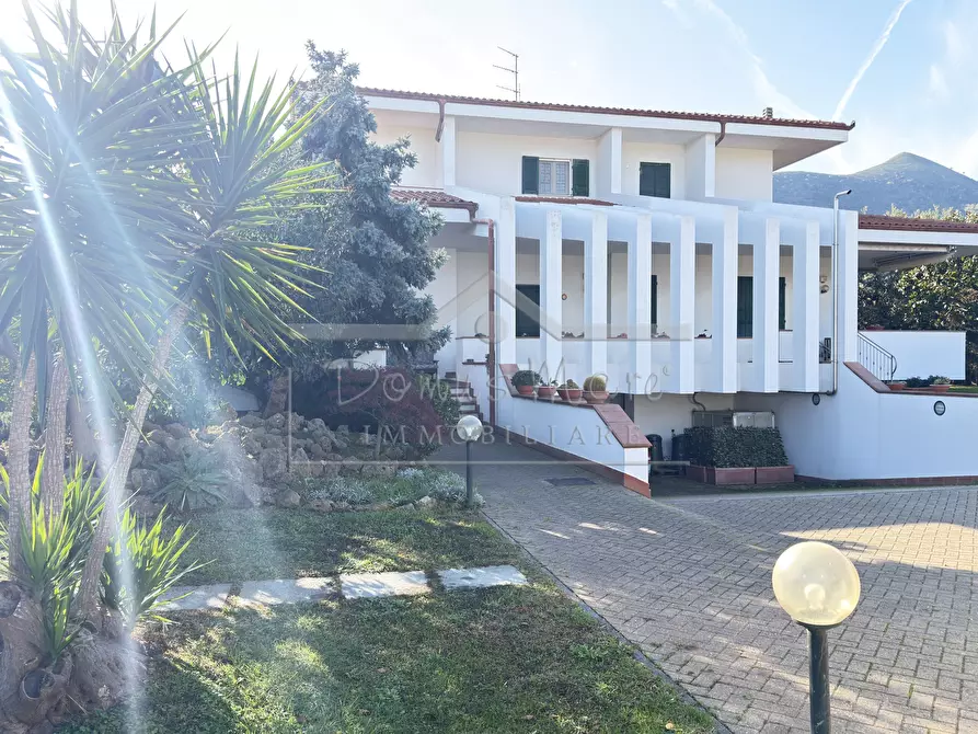 Immagine 3 di Casa bifamiliare in vendita  in Via per Pineland 25 bis a Borghetto Santo Spirito