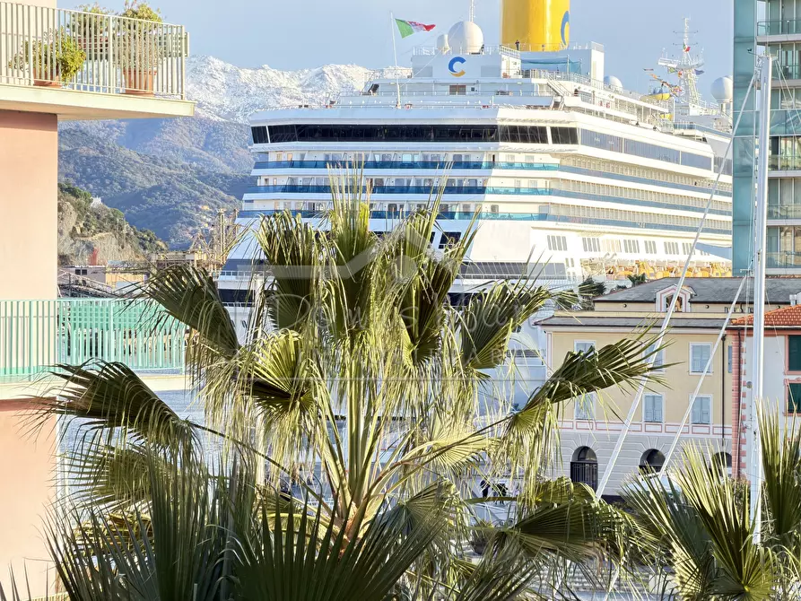 Immagine 4 di Pentalocale in vendita  in Via Orefici 3 a Savona