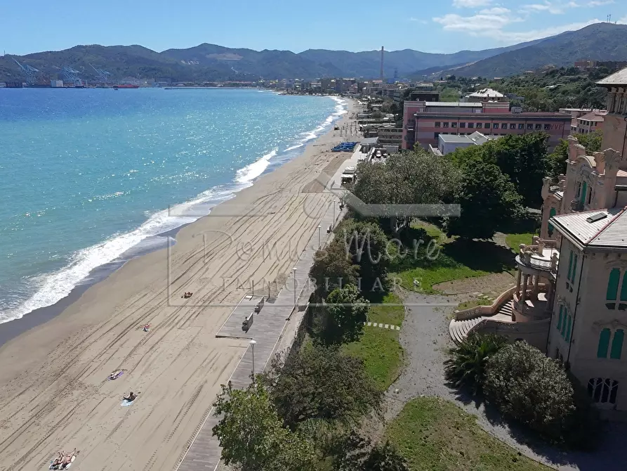 Immagine 1 di Quadrilocale in vendita  in Via Nizza 44 a Savona