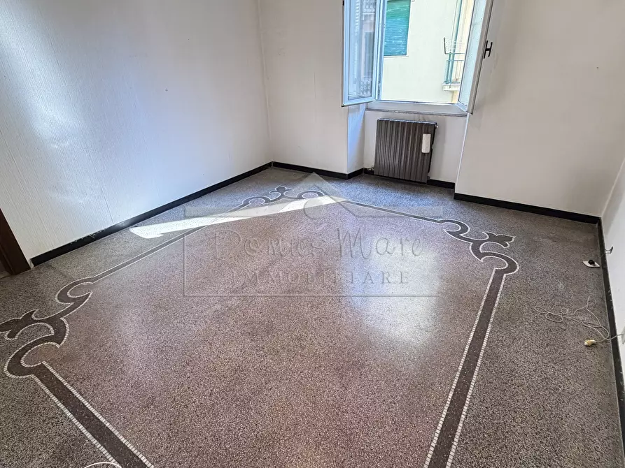 Immagine 17 di Quadrilocale in vendita  a Vado Ligure