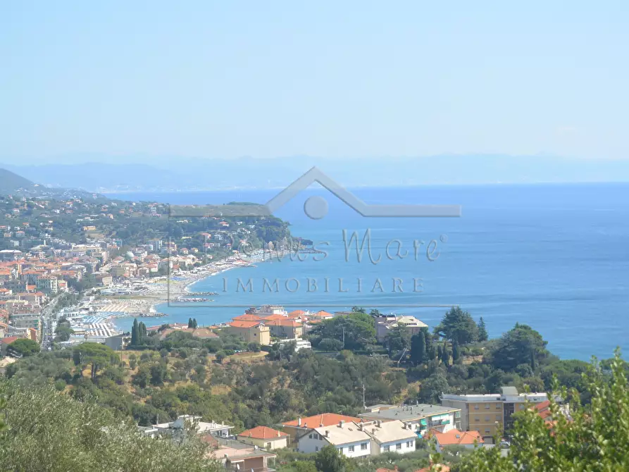 Immagine 9 di Villa in vendita  in Via Ranco a Savona