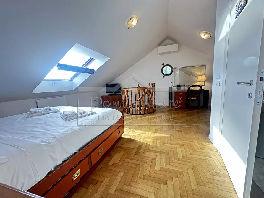 Immagine 47 di Casa indipendente in vendita  in Salvo D'Acquisto 70 a Recco