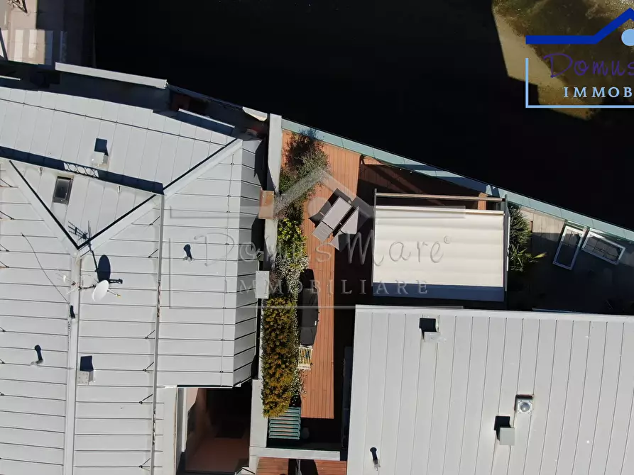 Immagine 23 di Attico in vendita  in Corso vittorio Veneto 1 a Savona