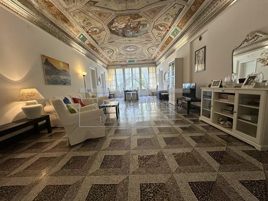 Immagine 12 di Pentalocale in vendita  in Via San Bartolomeo del Bosco 109 a Savona